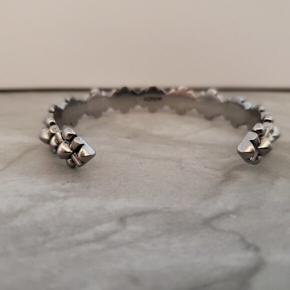 💖 J.Crew Antiqued Distressed Silver Bangle Bracelet 💖 - Picture 6 of 9